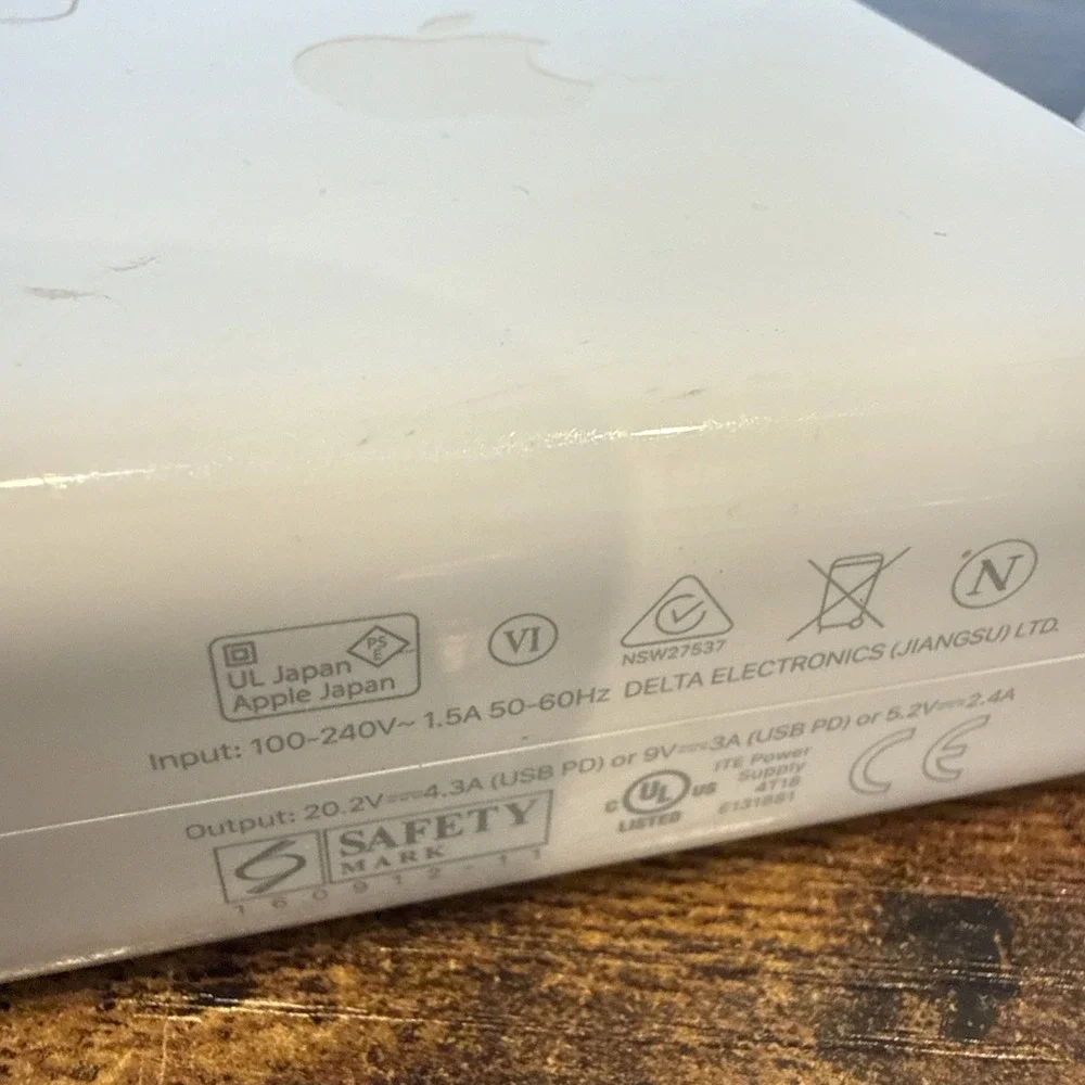Apple genuine 87w